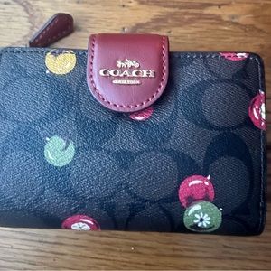 Coach Signature Christmas Ornament Print Medium Corner Zip Wallet